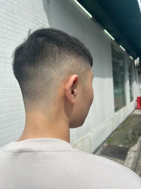 Low taper with a textured top, side view