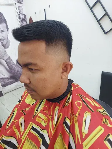 Pompadour with a skin fade