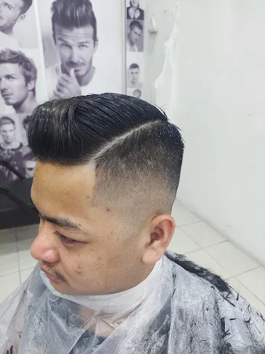 Side part with a low fade