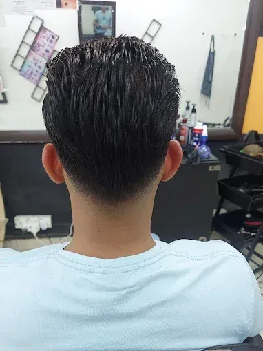 Textured crop, back view